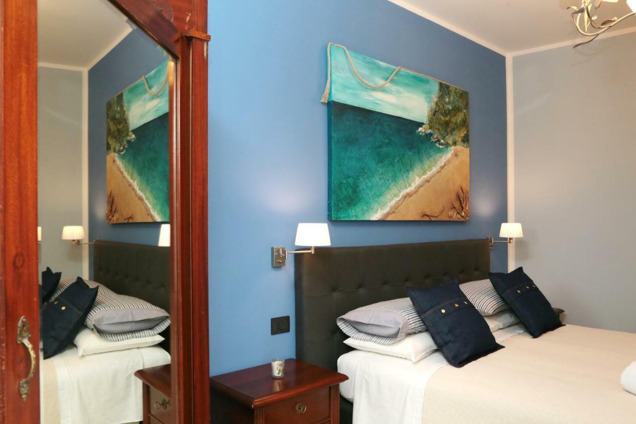 Jeans Luxury House Genoa